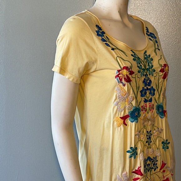 Johnny was, Los Angeles, embroidered, high low, tunic tees. - Picture 5 of 9